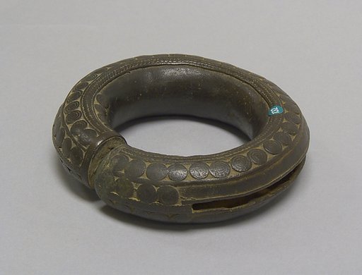 Hollow Anklet with Pellet and "S"-Shaped Spirals