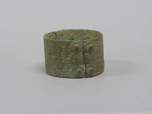 Open Wide Bracelet with Striations