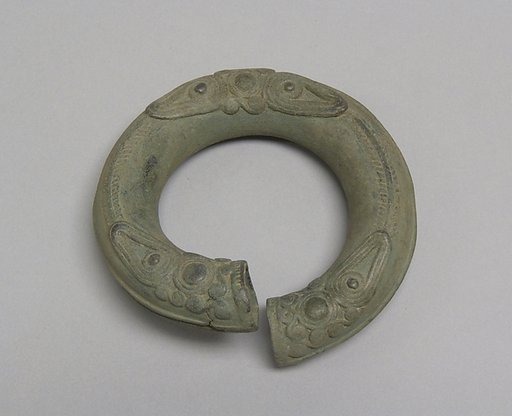 Hollow Torqued Anklet