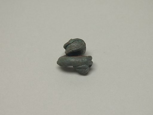 Ear pendant