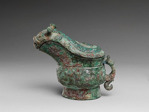 Wine pouring vessel (Gong)