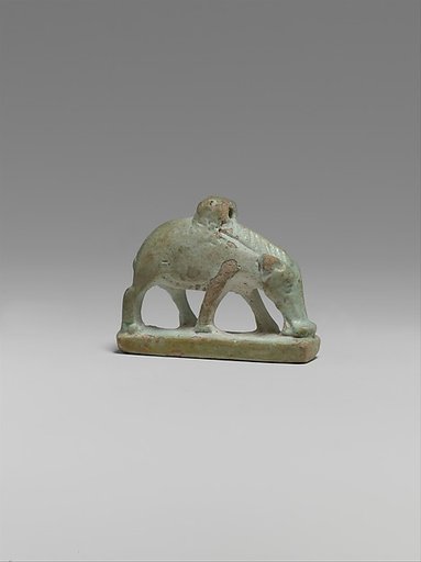 Sow Amulet