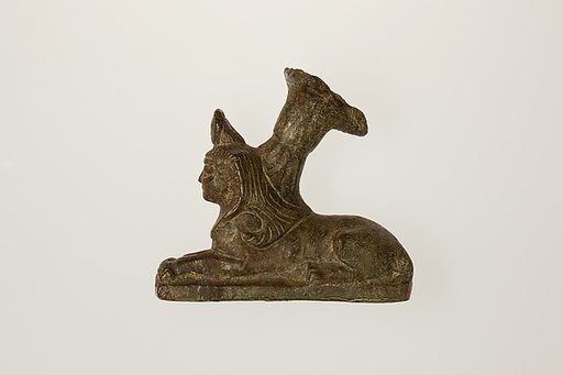 Sphinx-shaped foot of vessel