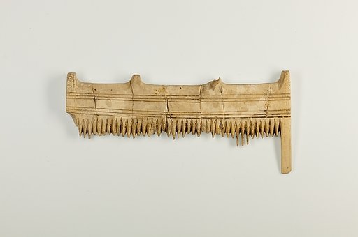 Comb