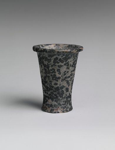 Toilet vase
