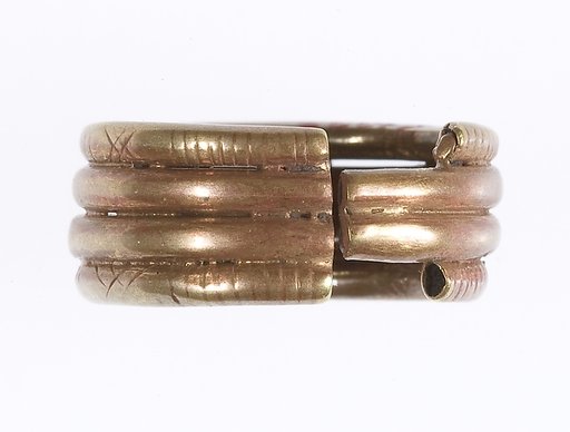Ribbed Penannular Earring