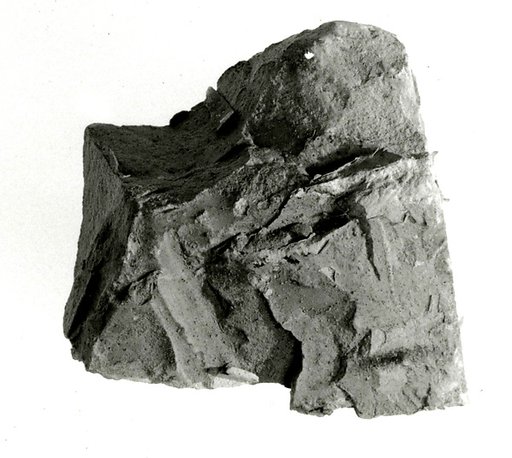 Wall casing