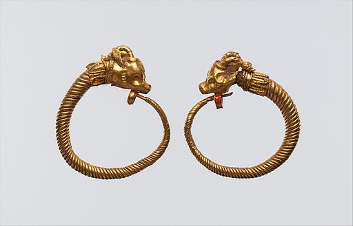 Earrings with ibex head terminal