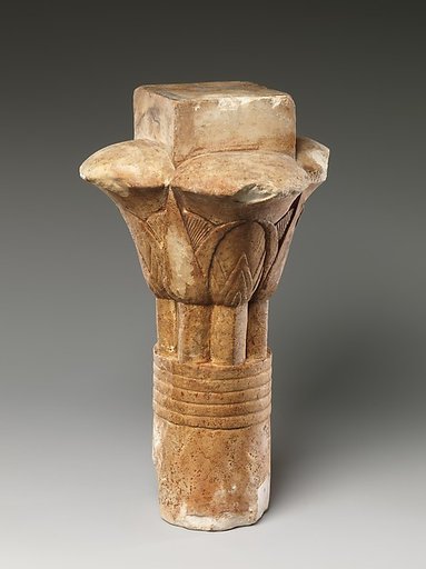 Model quatrefoil palmette capital