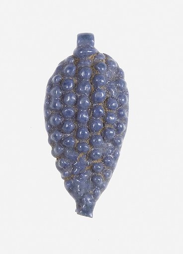 Pendant: Bunch of Grapes