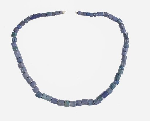String of Short Cylindrical Beads