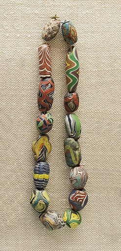 String of 16 beads