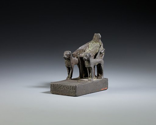 Throne for a god with royal statue