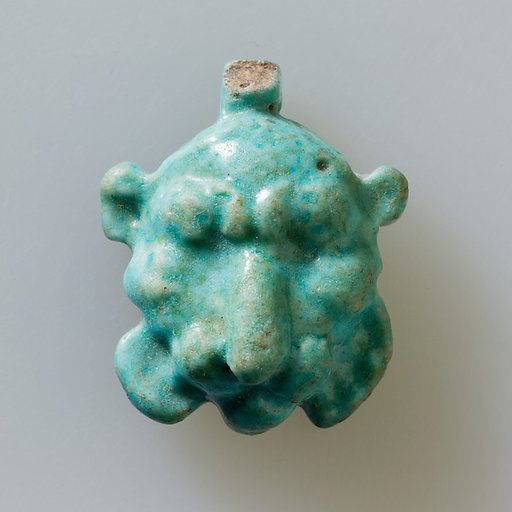 Lion head amulet