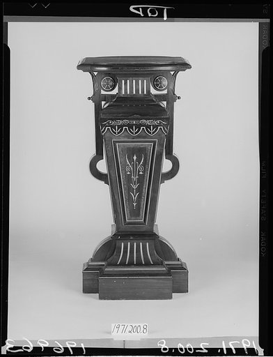 Pedestal