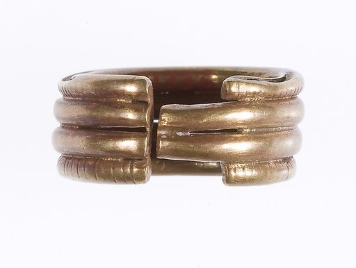 Ribbed Penannular Earring