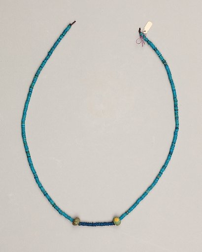 String of ring beads with two ball beads