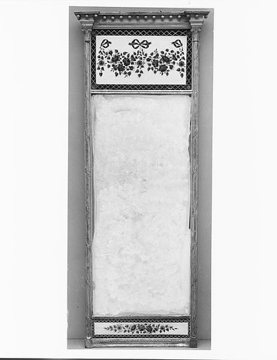 Pier Looking Glass