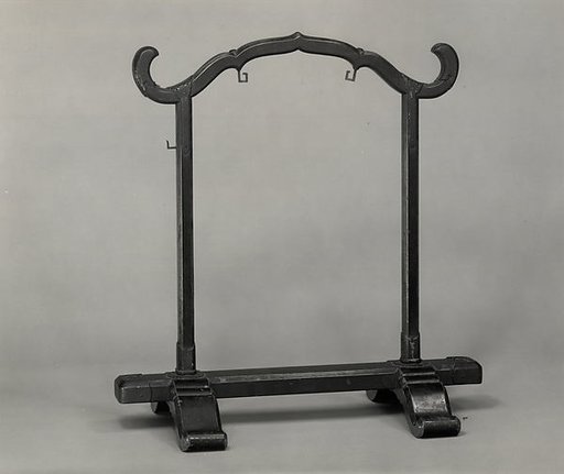 Gong stand