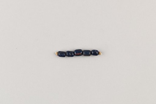 String of 5 bugle beads