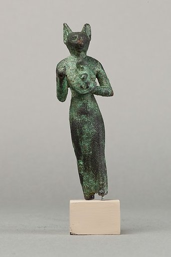 Bastet holding an aegis