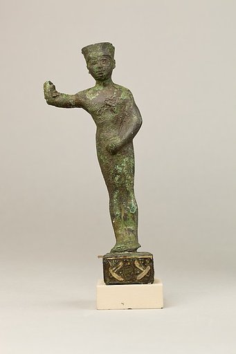 Statuette of Amenopet naming the provider/beneficiary  Amenirdis son of Horiaa