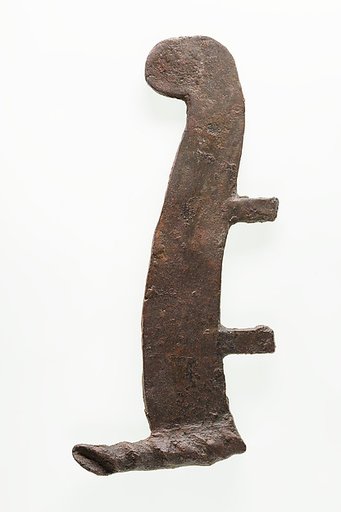 Feather attachment for a statuette