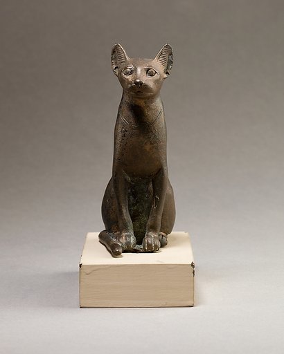 Cat figurine