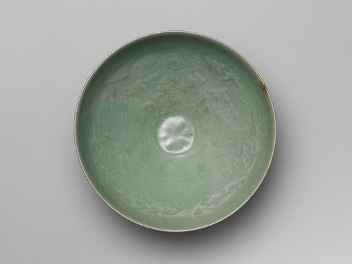 Bowl with boys and grapevines