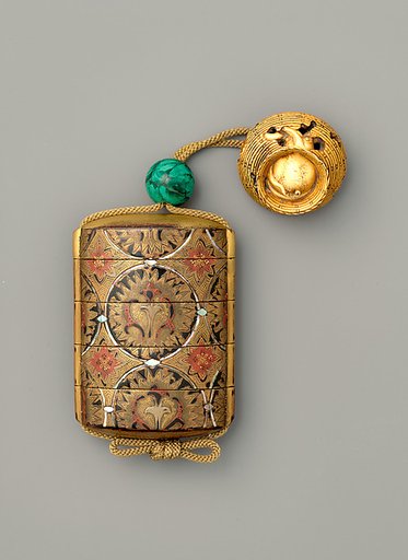 Inrō with Stylized Flower Patterns in Interconnected Roundels