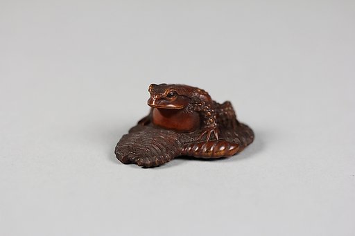 Netsuke of Frog on a Leaf
