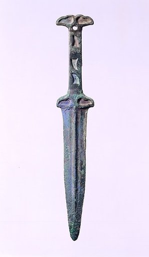 Short Sword with Birds' Heads on the Handle