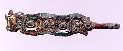 Belt Hook in the Shape of a Horned Dragon