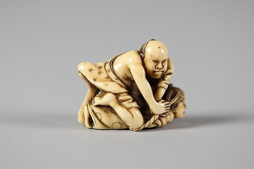 Netsuke of Two Wrestlers