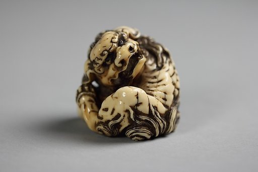 Netsuke of a Karashishi