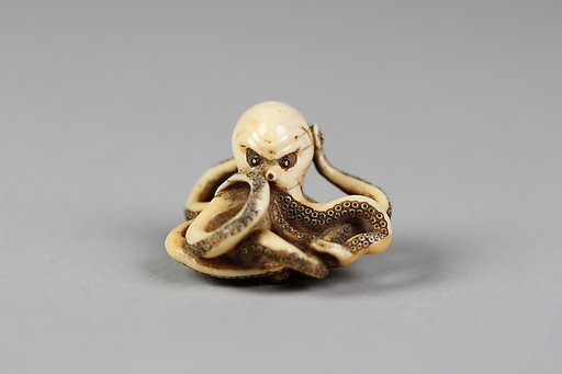 Netsuke of Octopus