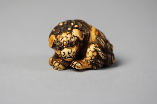 Netsuke of a Karashishi