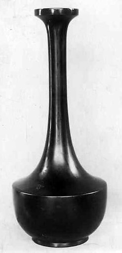 Flower Vase in "Crane's Neck" shape