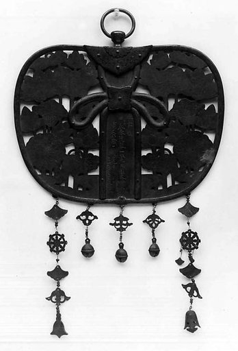 Keman (“Flower Garland” Temple Decoration)
