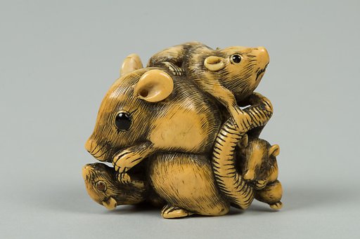 Netsuke of Group of Mice