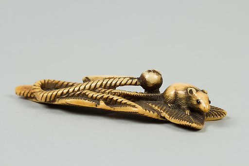 Netsuke of Mouse and Leaves