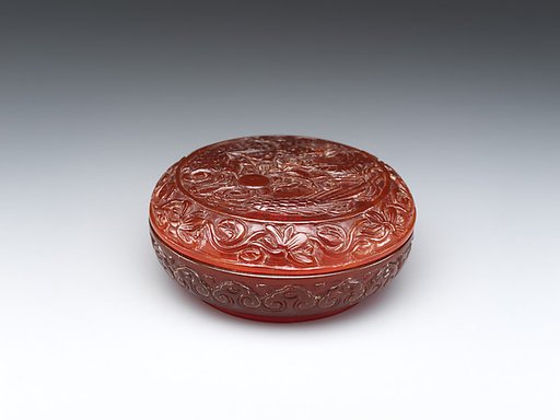 Covered Box with Dragon Chasing Pearl