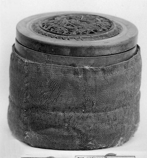 Cricket pot