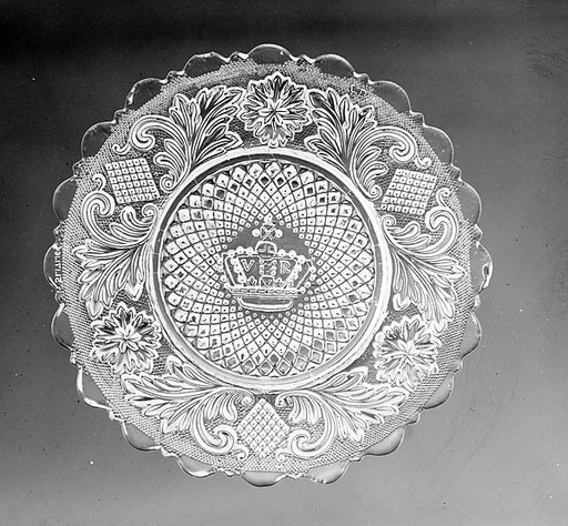 Plate
