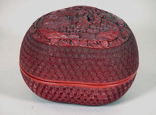 Box in Peach Shape