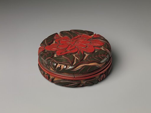 Box with camellia
