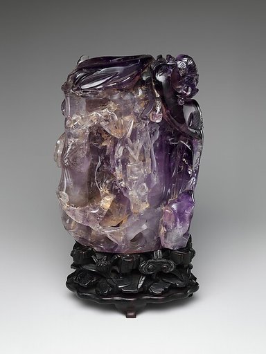 Vase with bird and flowers