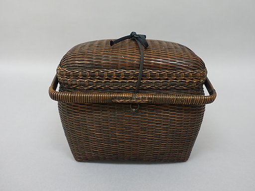 Basket with Removable Cover