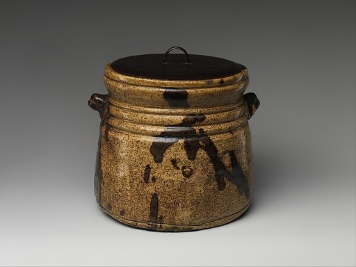 Water jar