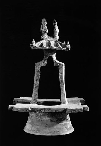 Model of a well head